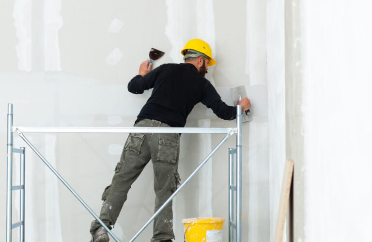 The Importance of Surface Preparation in Residential and Commercial Painting